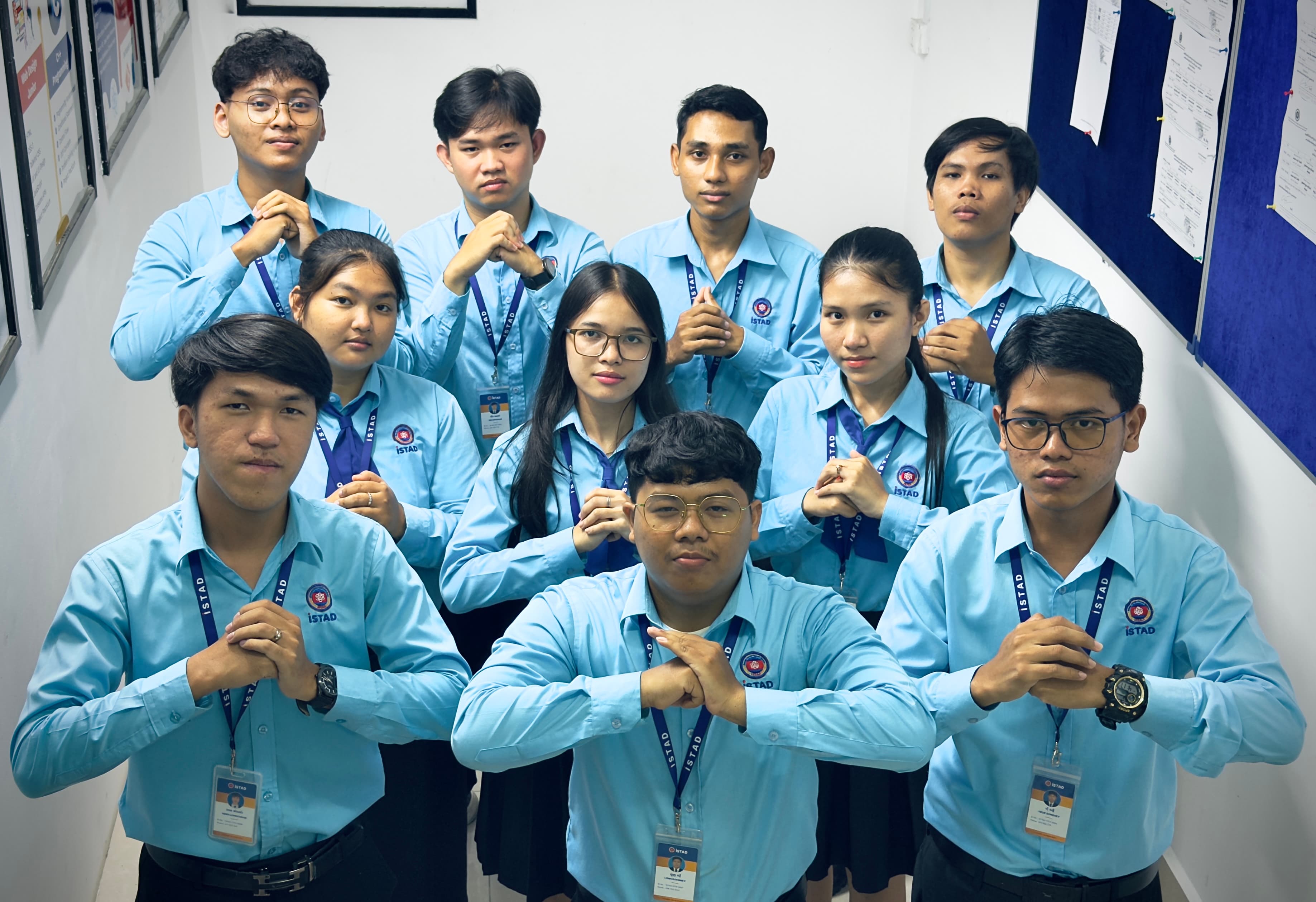 The Qubase team